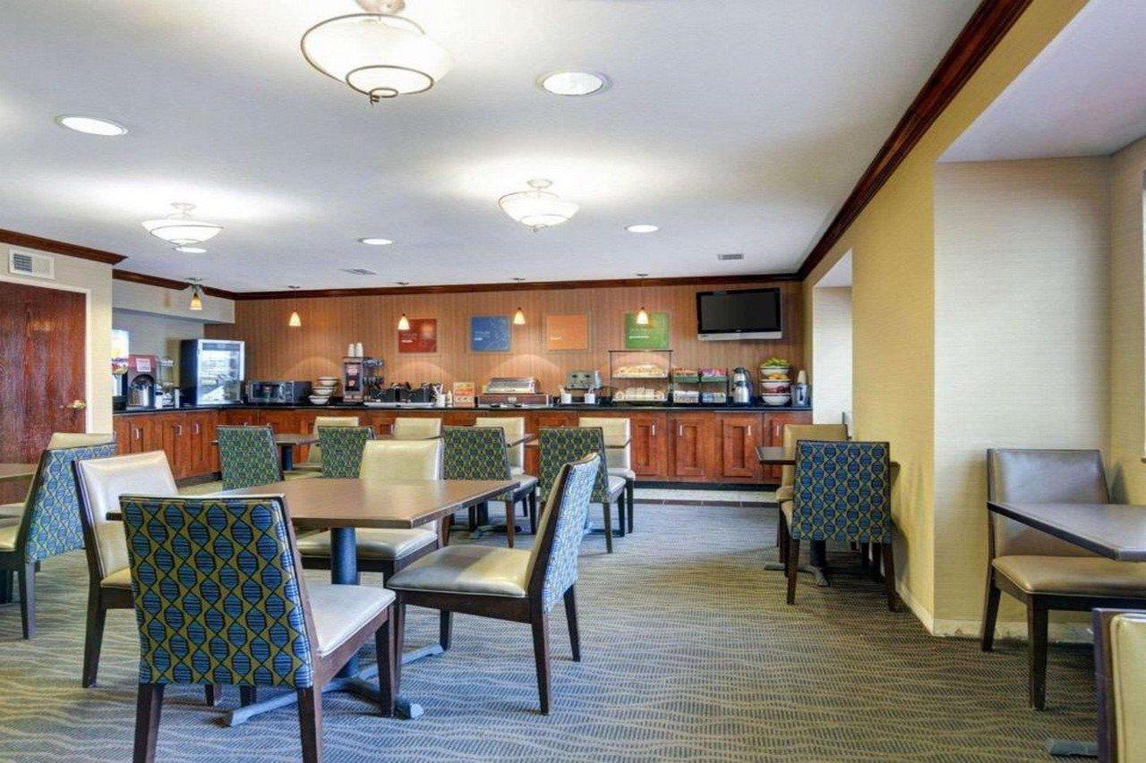 Gateway Inn Dulles Airport Sterling Ngoại thất bức ảnh